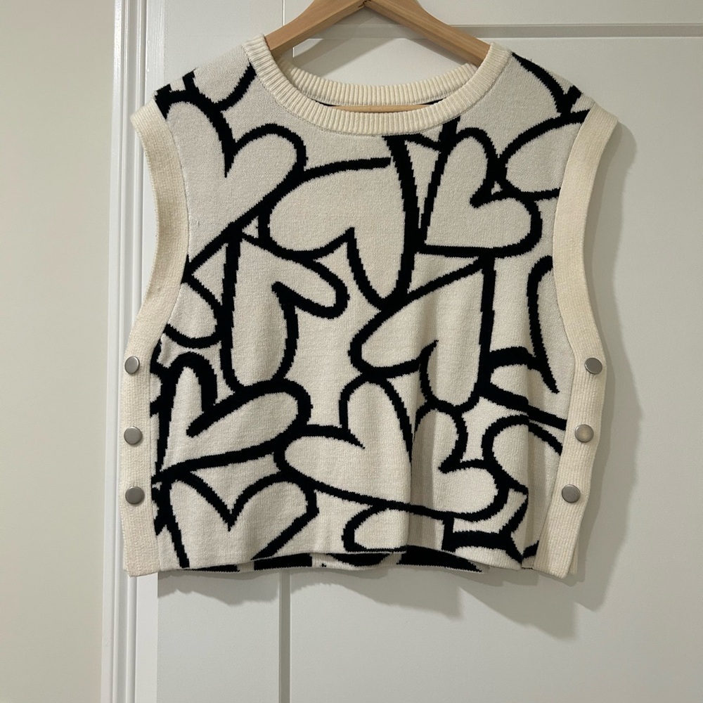 Black & White Sweater Top